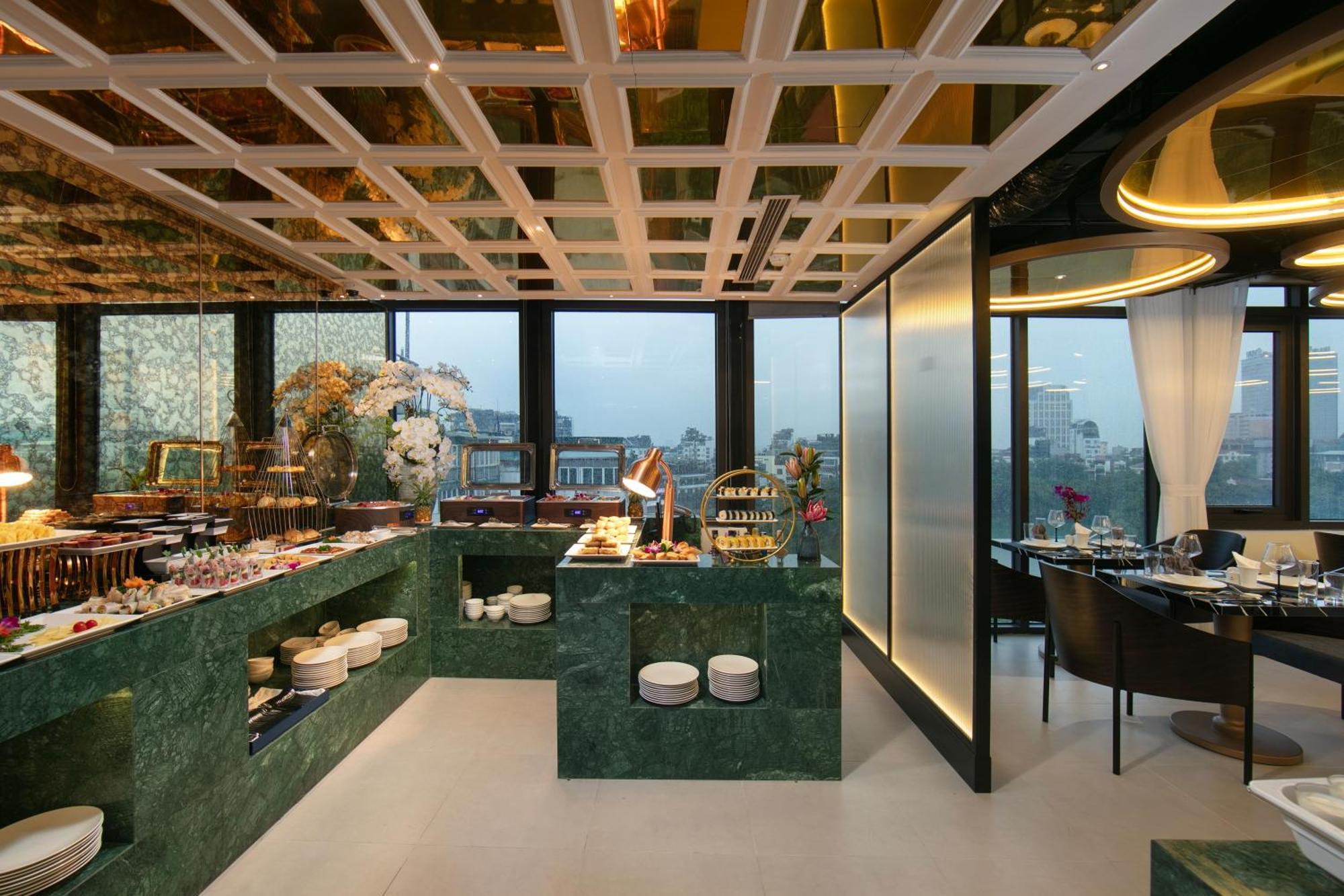 Le Premier Hotel & Rooftop Bar Hanoi Kültér fotó