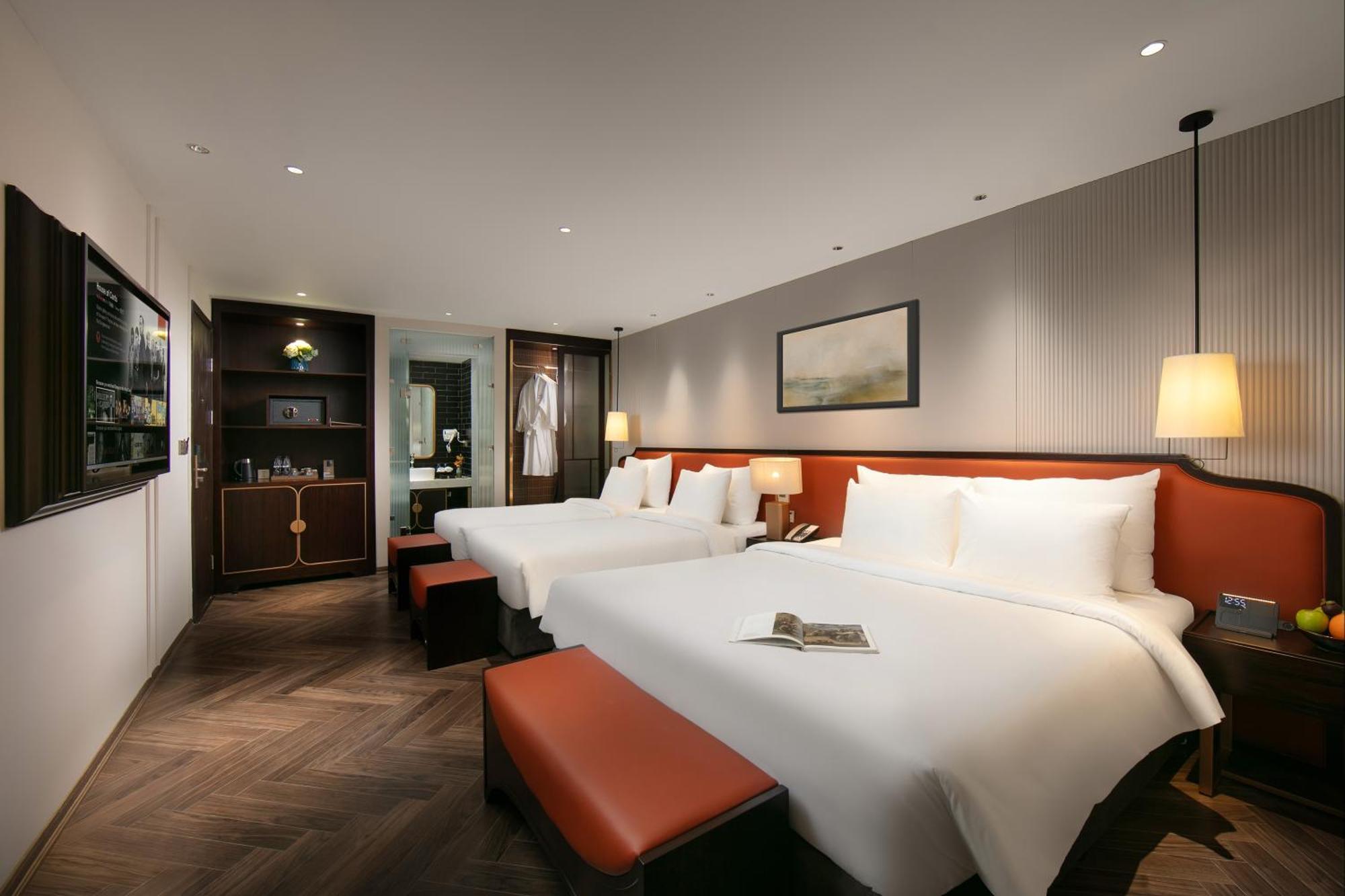 Le Premier Hotel & Rooftop Bar Hanoi Kültér fotó
