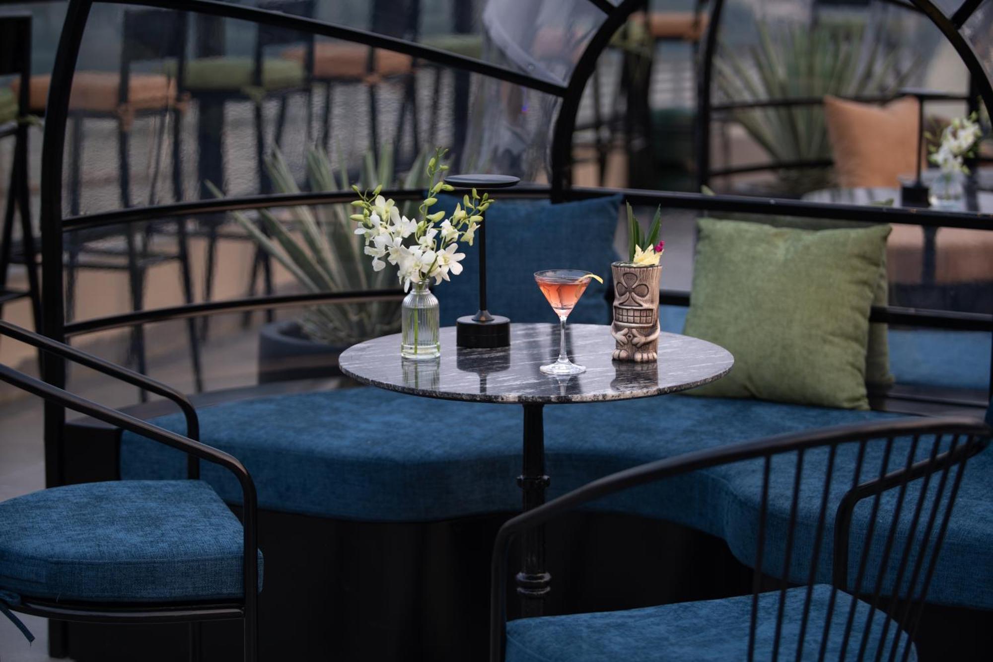 Le Premier Hotel & Rooftop Bar Hanoi Kültér fotó